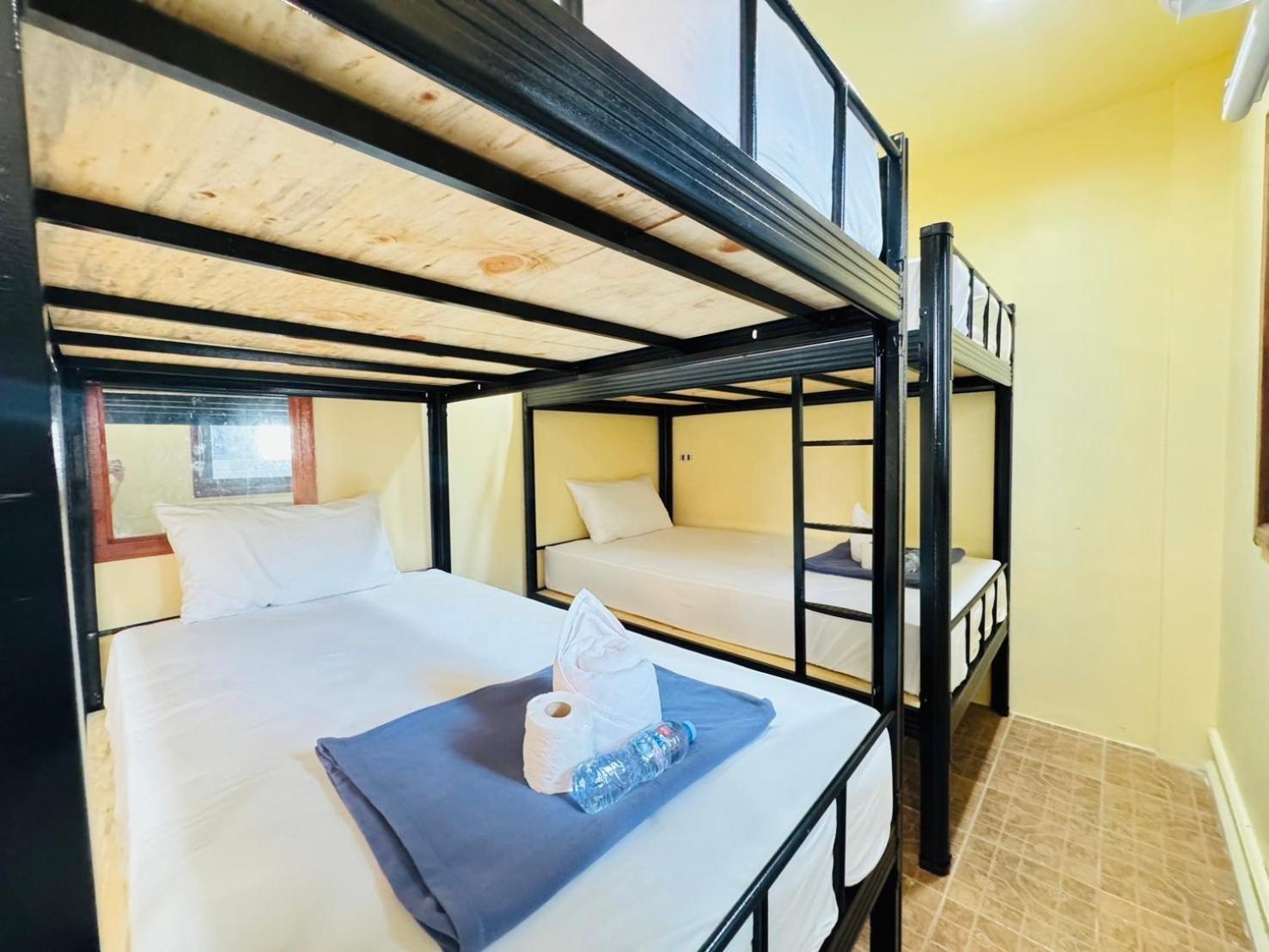 U'Re Holitel Hotel Хаад Рин Екстериор снимка