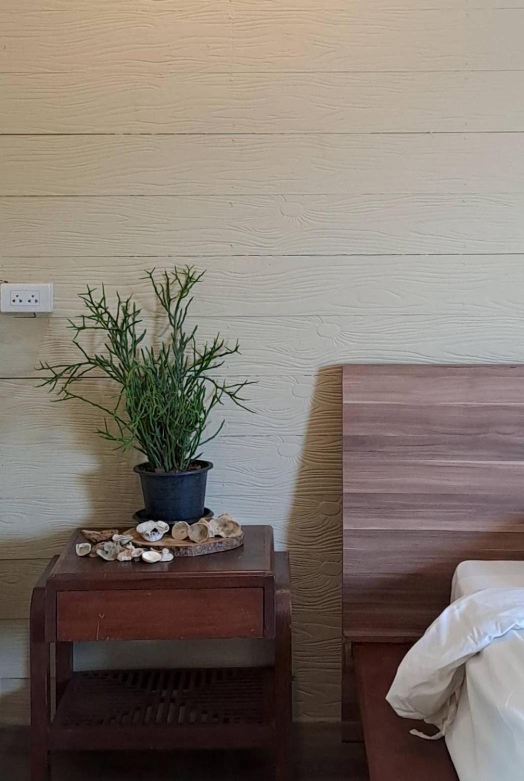 U'Re Holitel Hotel Хаад Рин Екстериор снимка