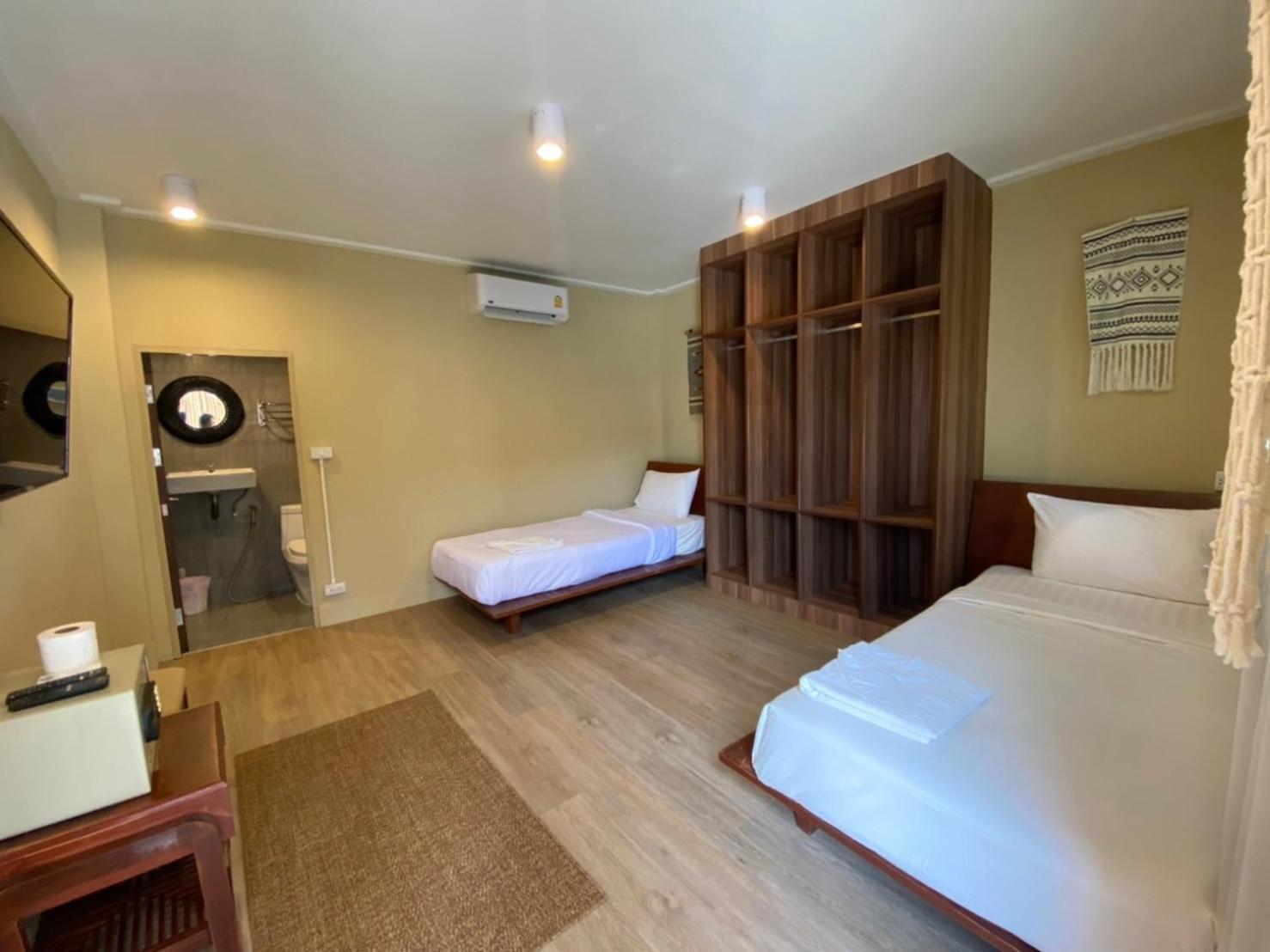 U'Re Holitel Hotel Хаад Рин Екстериор снимка